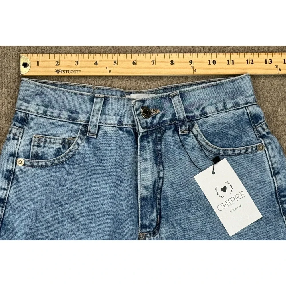 Chipre Women's 5‎ Pocket Denim Jeans Size 28